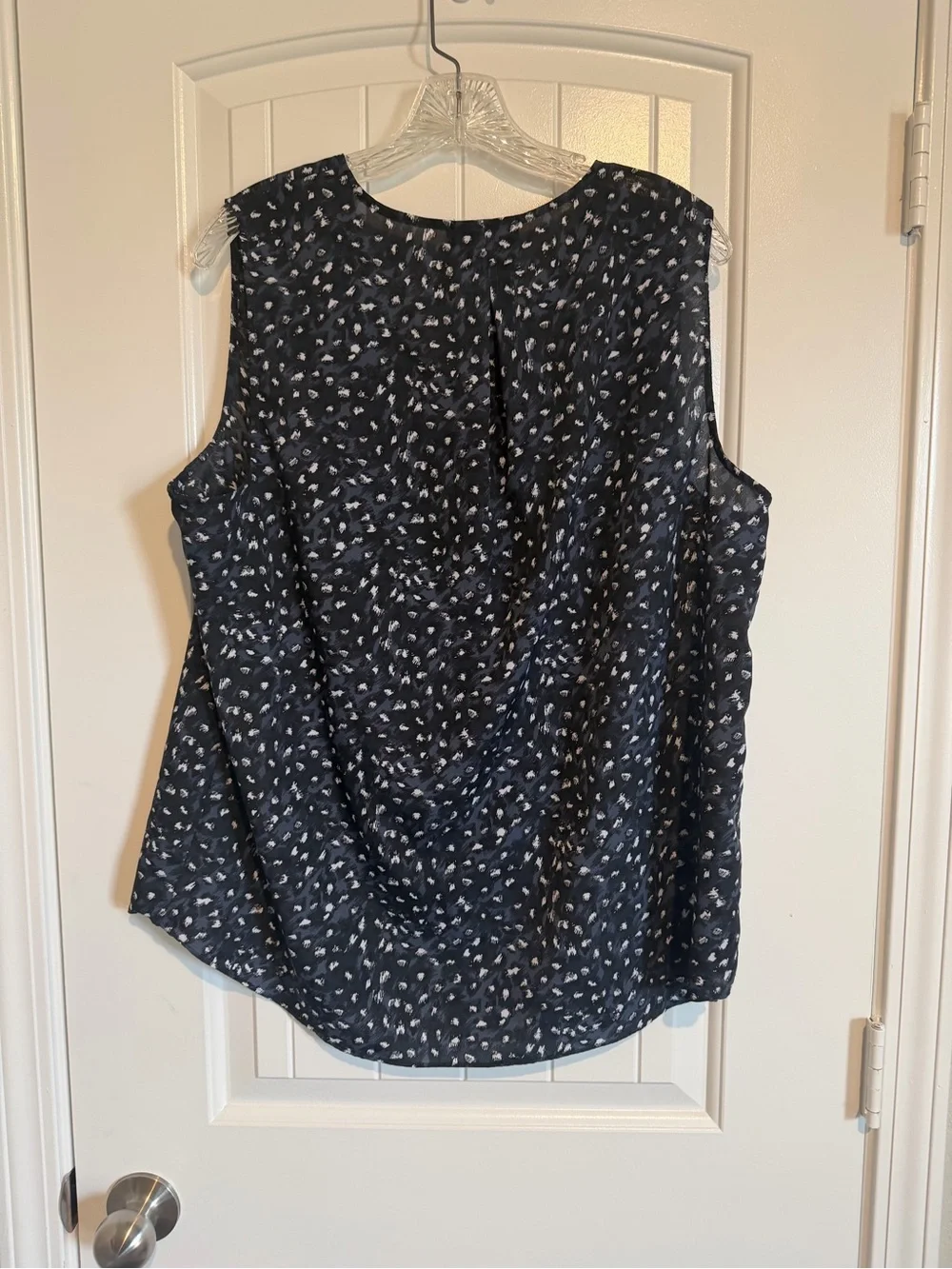 Banana Republic sleeveless silk
